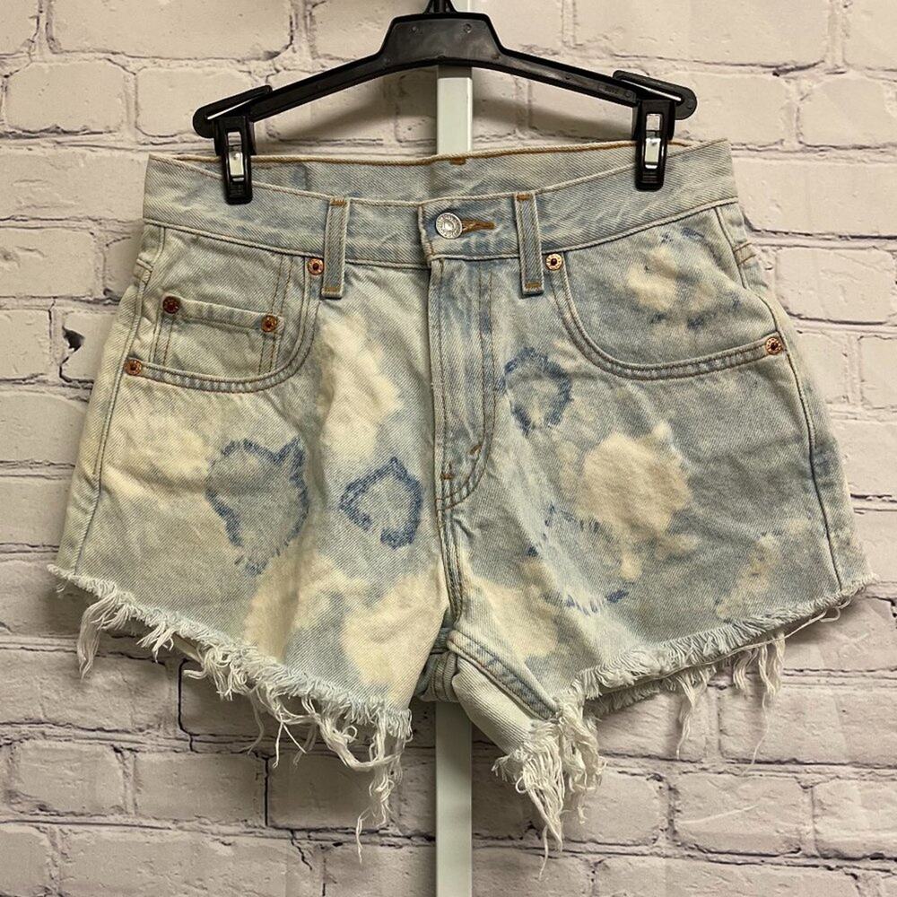 LEVI'S - Distressed Bleached Cutoff Shorts